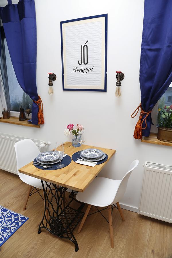 Mini Flat Apartman Печ Экстерьер фото